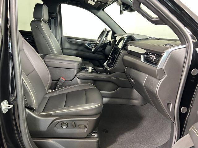 Photo of 2025 Onyx Black GMC Yukon