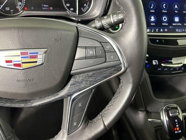 Photo of 2023 Stellar Black Metallic Cadillac XT5