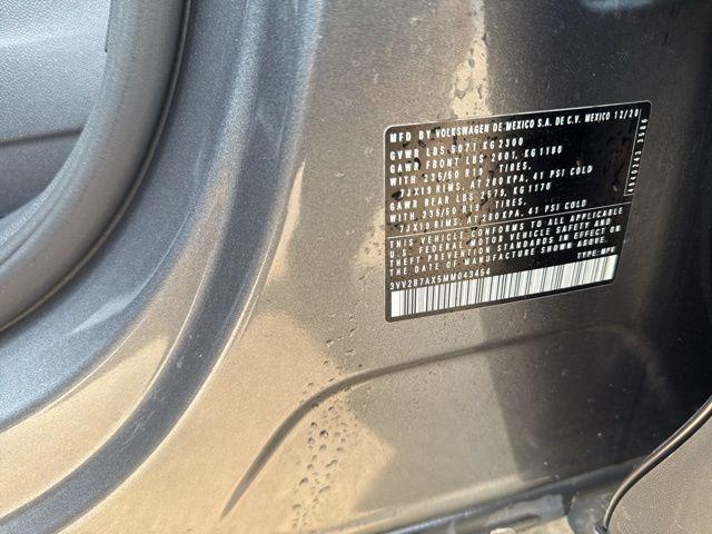 Photo of 2021 Platinum Gray Metallic Volkswagen Tiguan