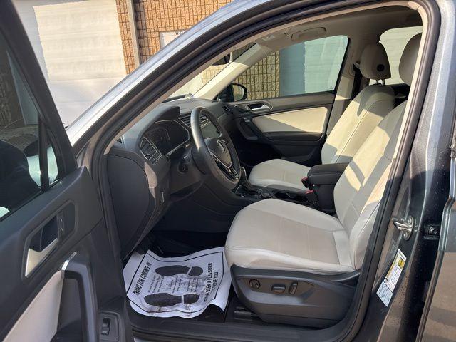 Photo of 2021 Platinum Gray Metallic Volkswagen Tiguan