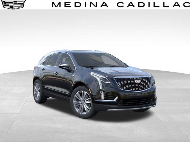 Photo of 2025 Stellar Black Metallic Cadillac XT5