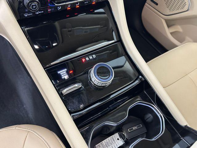 Photo of 2022 Bright White Clearcoat Jeep Grand Cherokee L