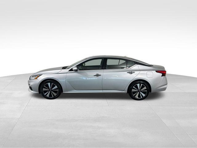 Photo of 2019 Brilliant Silver Metallic Nissan Altima
