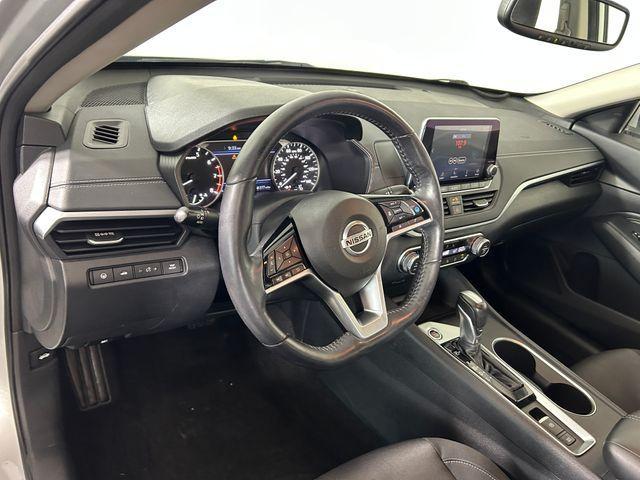 Photo of 2019 Brilliant Silver Metallic Nissan Altima