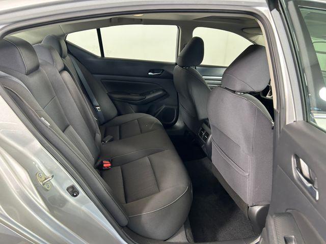 Photo of 2019 Brilliant Silver Metallic Nissan Altima