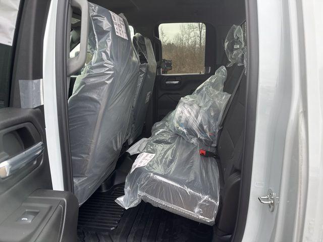Photo of 2025 Summit White GMC Sierra 2500