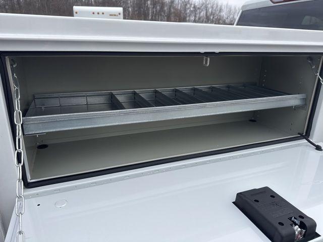 Photo of 2025 Summit White GMC Sierra 2500