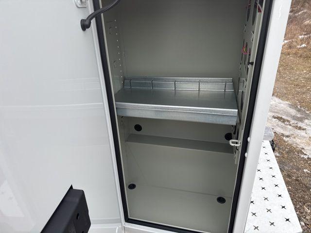 Photo of 2025 Summit White GMC Sierra 2500