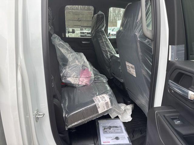 Photo of 2025 Summit White GMC Sierra 2500