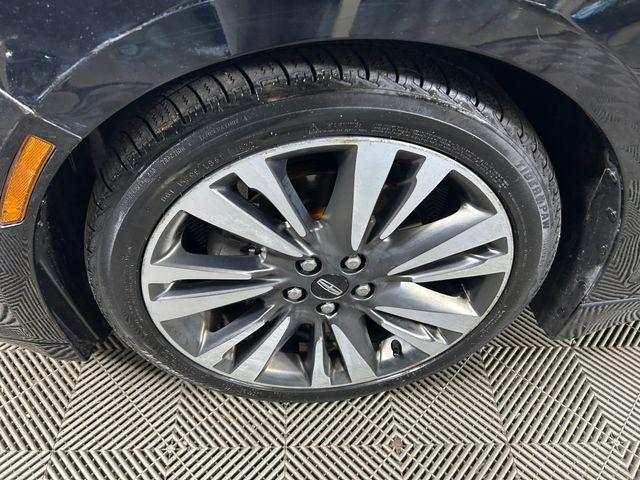 Photo of 2017 Diamond Black Metallic Lincoln MKZ