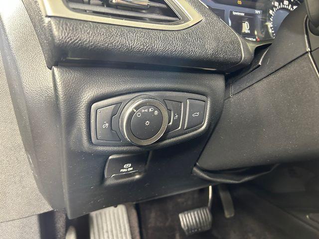 Photo of 2017 Diamond Black Metallic Lincoln MKZ
