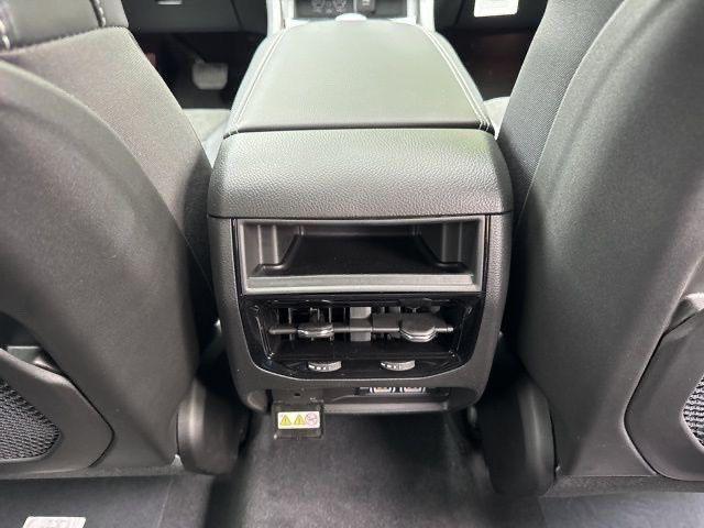 Photo of 2025 Diamond Black Jeep Grand Cherokee