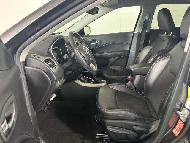Photo of 2020 Granite Crystal Clearcoat Metallic Jeep Compass