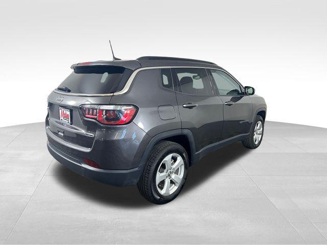 Photo of 2020 Granite Crystal Clearcoat Metallic Jeep Compass