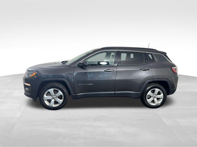 Photo of 2020 Granite Crystal Clearcoat Metallic Jeep Compass