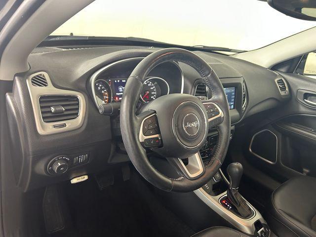 Photo of 2020 Granite Crystal Clearcoat Metallic Jeep Compass