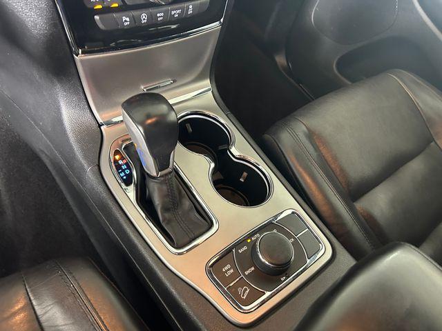 Photo of 2020 Granite Crystal Clearcoat Metallic Jeep Grand Cherokee