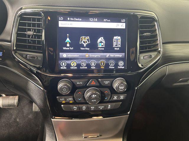 Photo of 2020 Granite Crystal Clearcoat Metallic Jeep Grand Cherokee