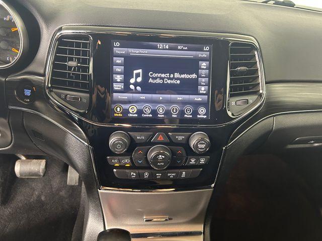 Photo of 2020 Granite Crystal Clearcoat Metallic Jeep Grand Cherokee