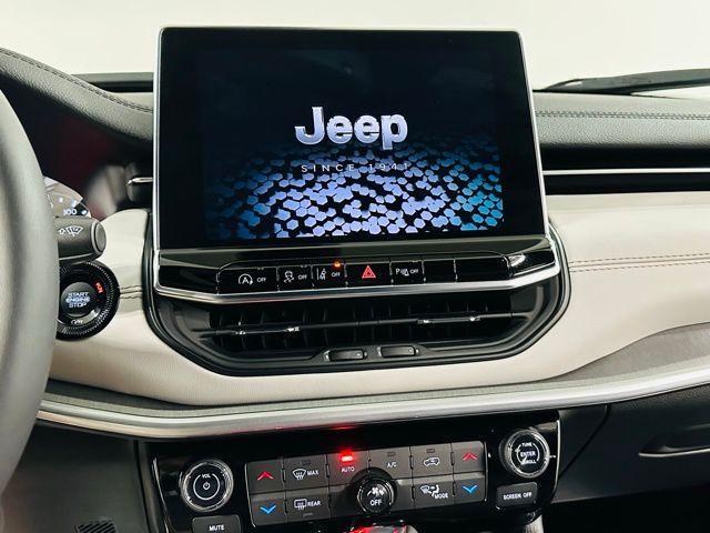 Photo of 2024 Metallic Jeep Compass