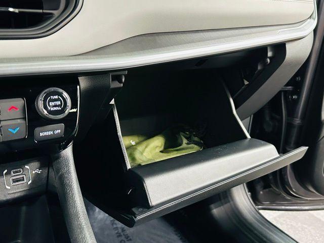 Photo of 2024 Metallic Jeep Compass