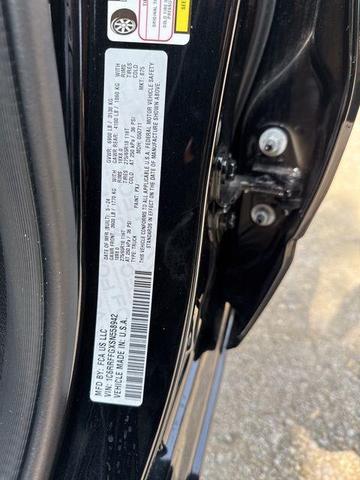 Photo of 2025 Diamond Black RAM 1500