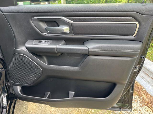 Photo of 2025 Diamond Black RAM 1500