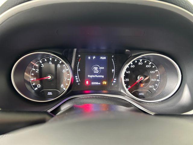 Photo of 2020 White Clearcoat Jeep Compass