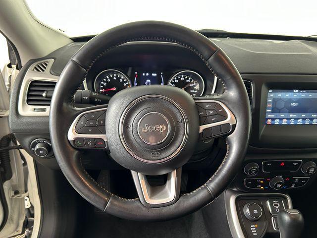 Photo of 2020 White Clearcoat Jeep Compass