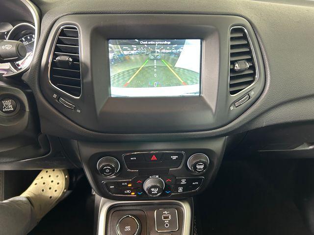 Photo of 2020 White Clearcoat Jeep Compass