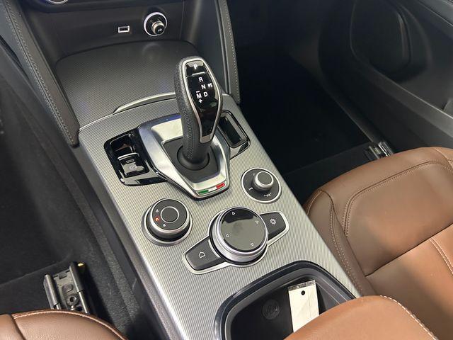 Photo of 2024 Vulcano Black Metallic Alfa Romeo Stelvio