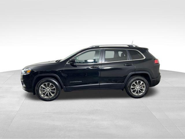 Photo of 2021 Diamond Black Jeep Cherokee