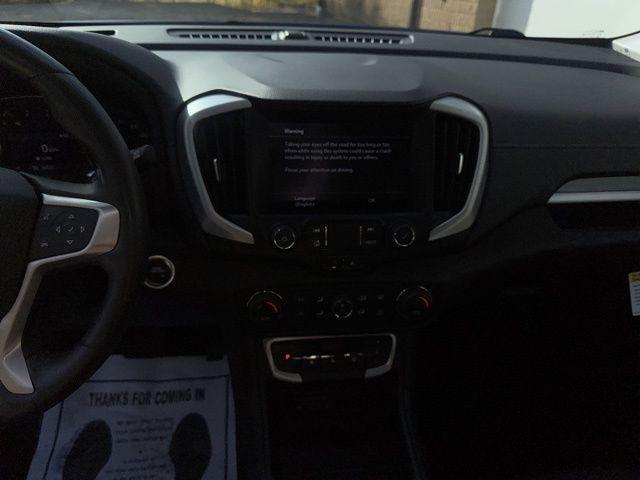 Photo of 2022 Marine Metallic GMC Terrain