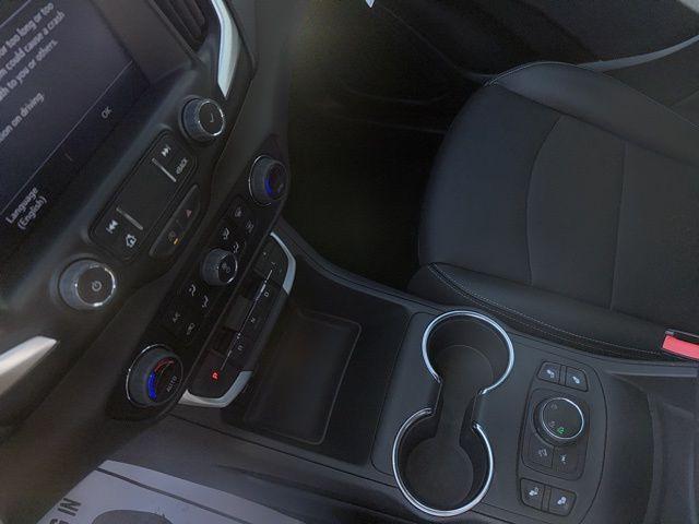 Photo of 2022 Marine Metallic GMC Terrain