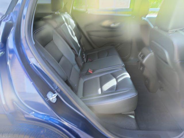 Photo of 2022 Marine Metallic GMC Terrain