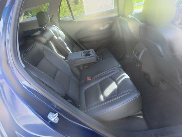 Photo of 2022 Marine Metallic GMC Terrain