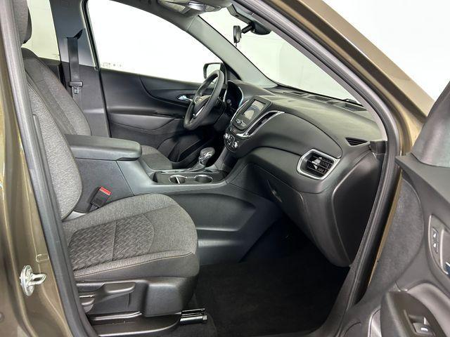 Photo of 2023 Harvest Gold / Bronze Chevrolet Equinox
