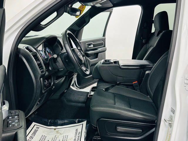 Photo of 2025 Bright White Clearcoat RAM 1500