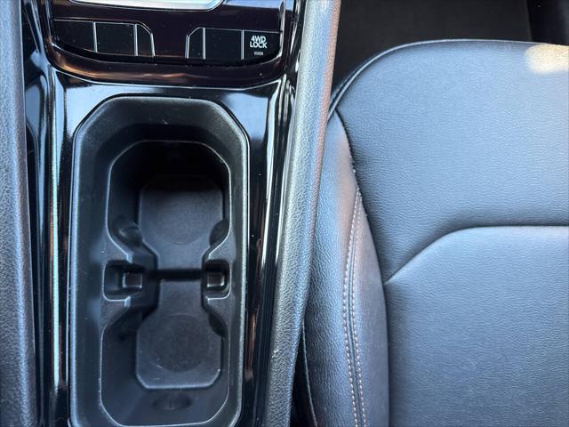 Photo of 2024 White Jeep Compass