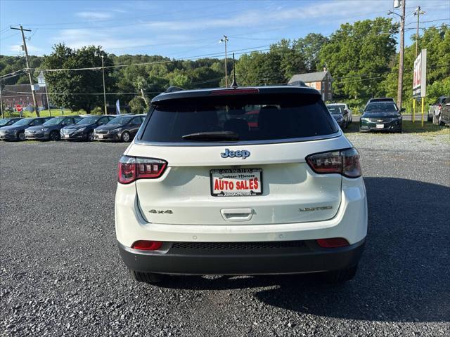 Photo of 2024 White Jeep Compass
