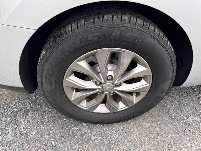 Photo of 2019 Silver Kia Sedona