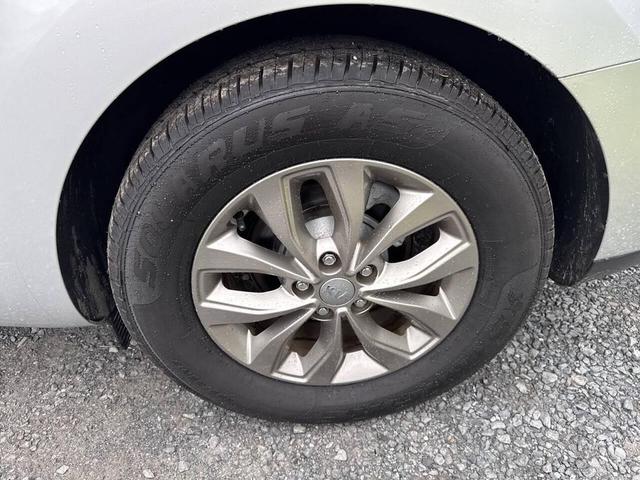 Photo of 2019 Silver Kia Sedona