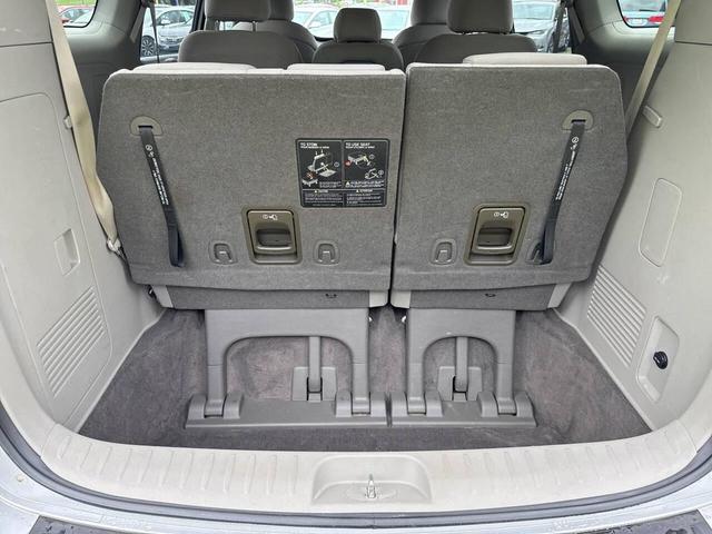 Photo of 2019 Silver Kia Sedona