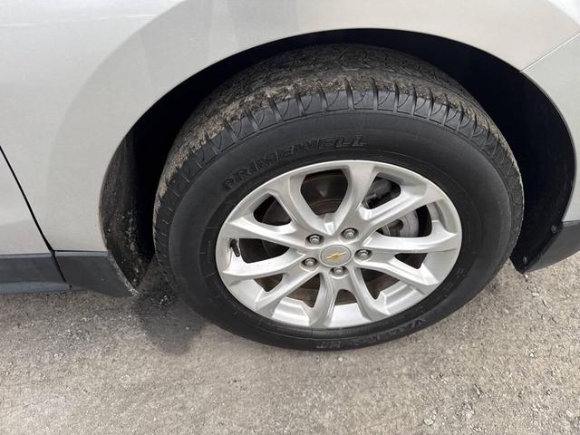 Photo of 2020 Silver Ice Metallic Chevrolet Equinox