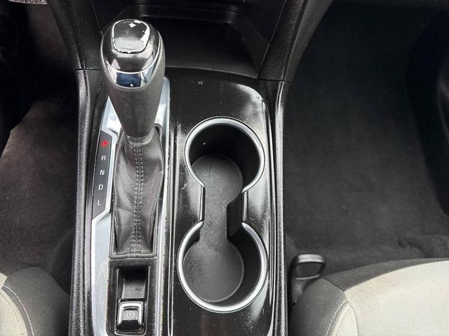 Photo of 2020 Silver Ice Metallic Chevrolet Equinox