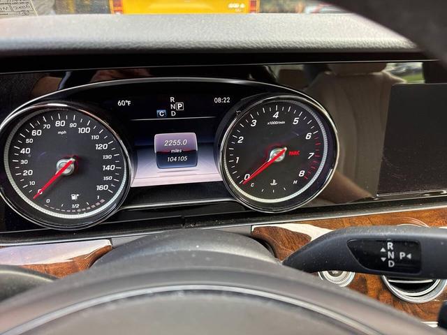 Photo of 2017 White Mercedes-Benz E-Class