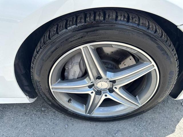 Photo of 2017 White Mercedes-Benz E-Class