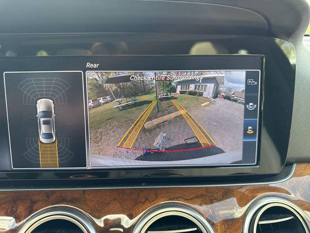 Photo of 2017 White Mercedes-Benz E-Class
