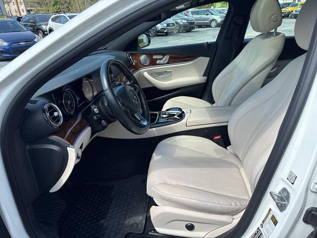 Photo of 2017 White Mercedes-Benz E-Class