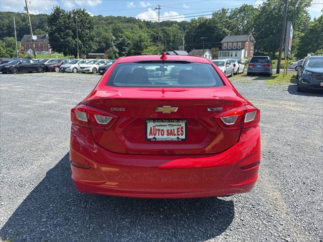 Photo of 2017 Red Chevrolet Cruze